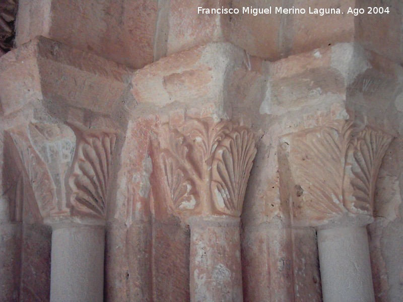 Ermita de Santa Catalina - Ermita de Santa Catalina. Capiteles