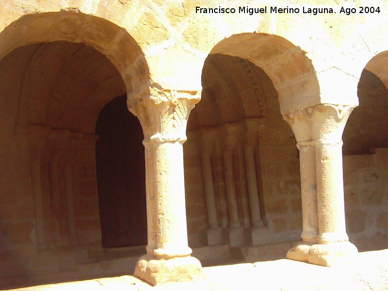 Ermita de Santa Catalina - Ermita de Santa Catalina. Columnas