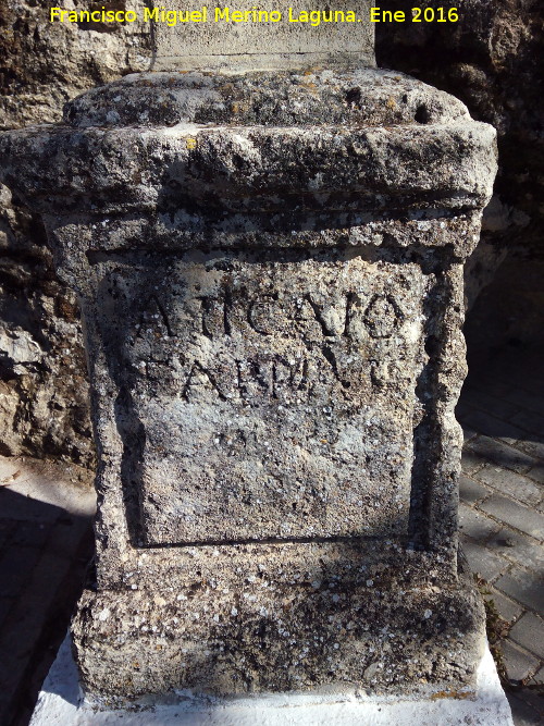 Barrio de las Cruces - Barrio de las Cruces. Pedestal