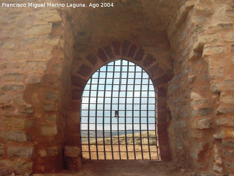 Castillo de Molina de Aragn - Castillo de Molina de Aragn. Puerta de la Traicin