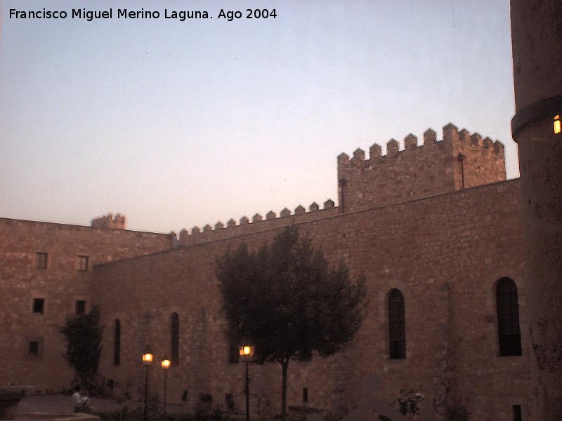 Castillo de Sigenza - Castillo de Sigenza. Patio de Armas