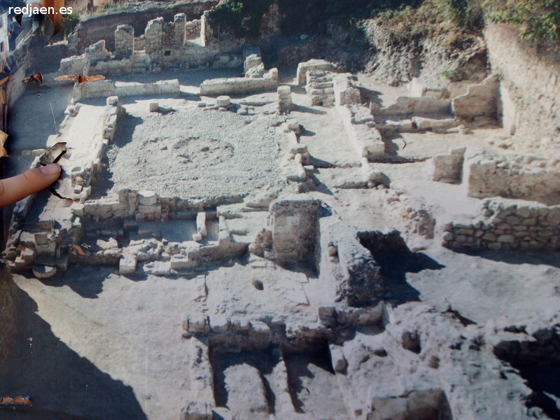 Convento de las Trinitarias - Convento de las Trinitarias. Foto de la excavacin arqueolgica del patio