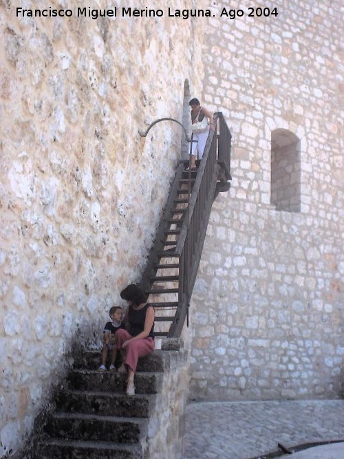 Castillo de Torija - Castillo de Torija. Escalera de acceso a la Torre del Homenaje