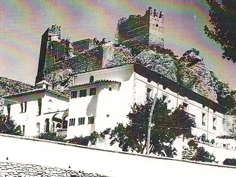 Muralla - Muralla. Foto antigua. Torren circular adosado al palacio