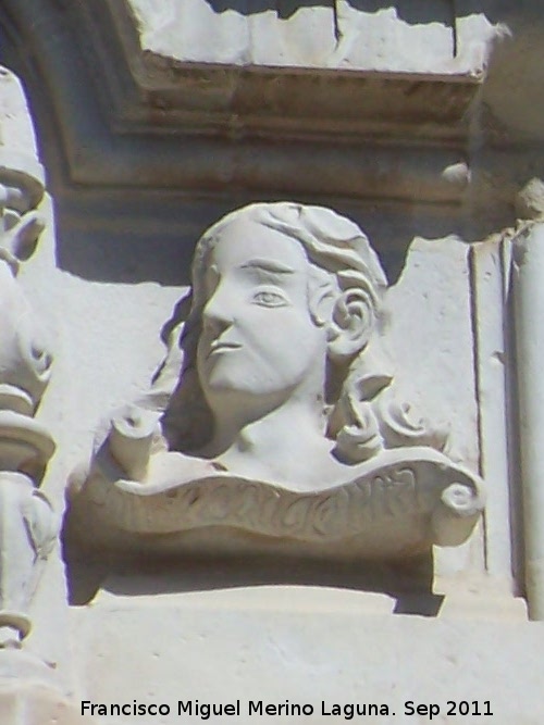 Iglesia de Santa Mara - Iglesia de Santa Mara. Busto