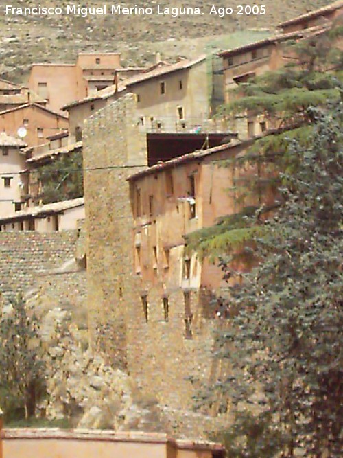 Portal de Molina - Portal de Molina. Uno de los torreones de la puerta