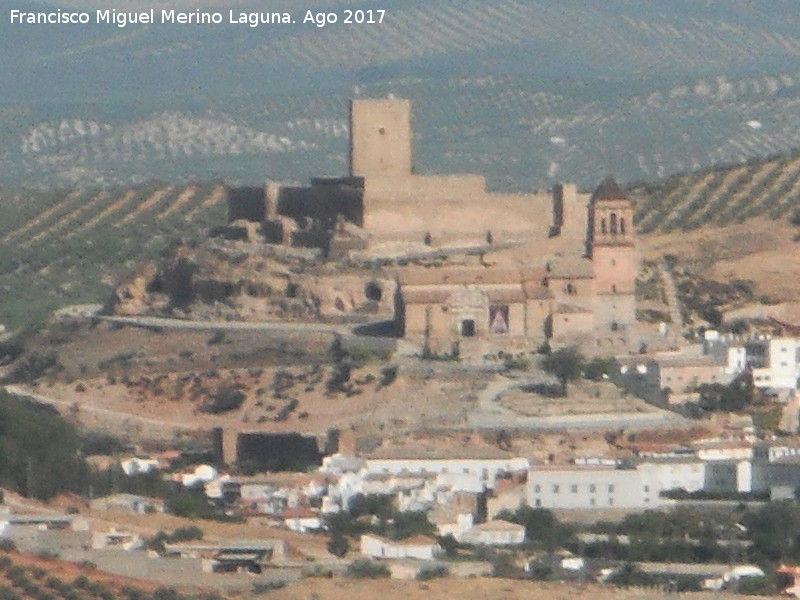 Castillo de Alcaudete - Castillo de Alcaudete. Desde el Cerro Caniles