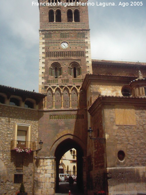 Catedral de Santa Mara - Catedral de Santa Mara. Arco de la Torre