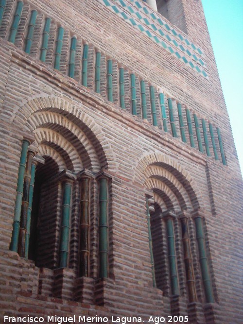 Iglesia de San Pedro - Iglesia de San Pedro. Torre