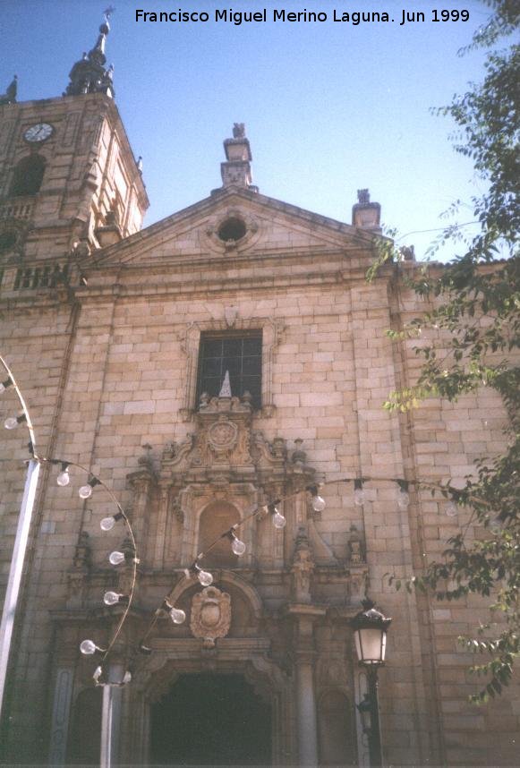 Iglesia de Santo Toms Apstol - Iglesia de Santo Toms Apstol. Fachada