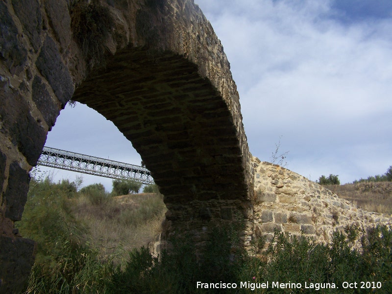 Puente medieval El Pontn - Puente medieval El Pontn. Ojo del puente