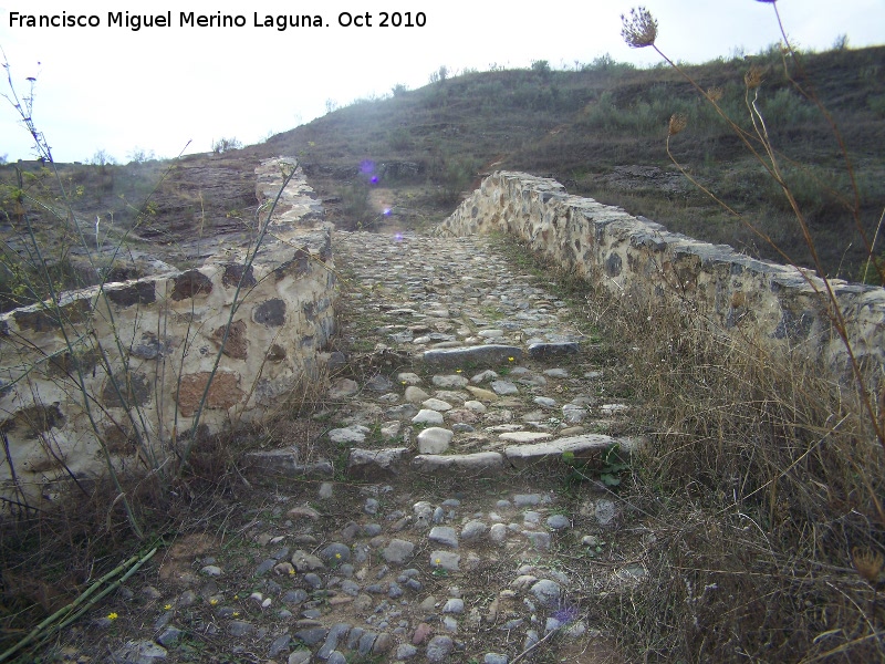 Puente medieval El Pontn - Puente medieval El Pontn. Escalones