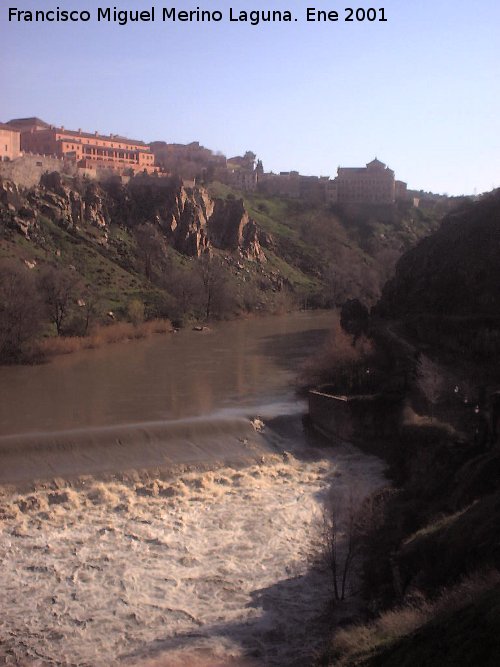 Ro Tajo - Ro Tajo. A su paso por Toledo