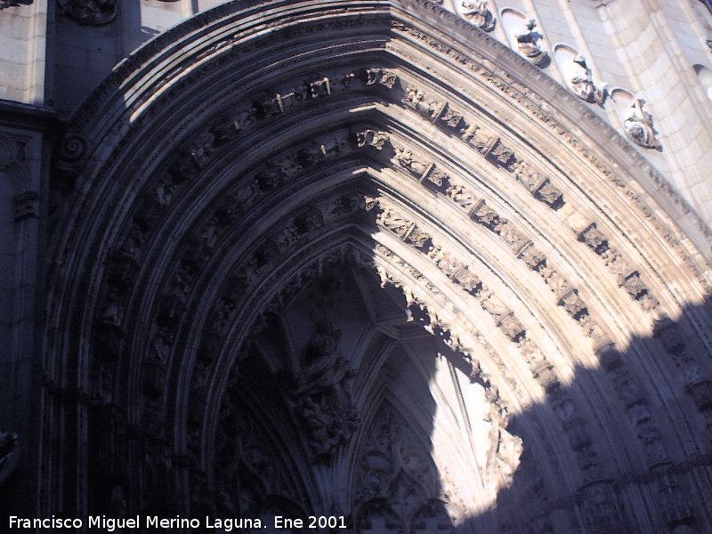 Catedral de Santa Mara - Catedral de Santa Mara. Puerta de los Leones