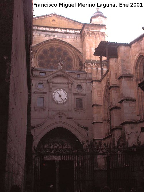 Catedral de Santa Mara - Catedral de Santa Mara. Puerta del Reloj