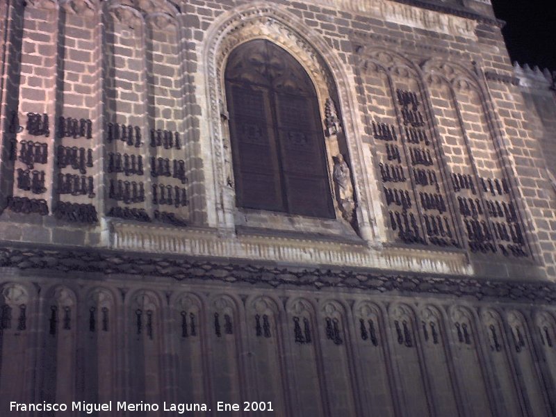 Monasterio de San Juan de los Reyes - Monasterio de San Juan de los Reyes. Cadenas