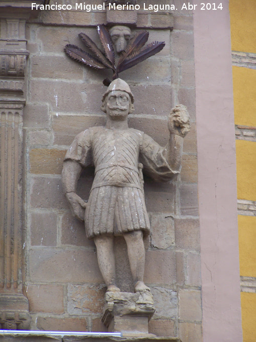 Palacio de los Nios de Don Gome - Palacio de los Nios de Don Gome. Tenante derecho