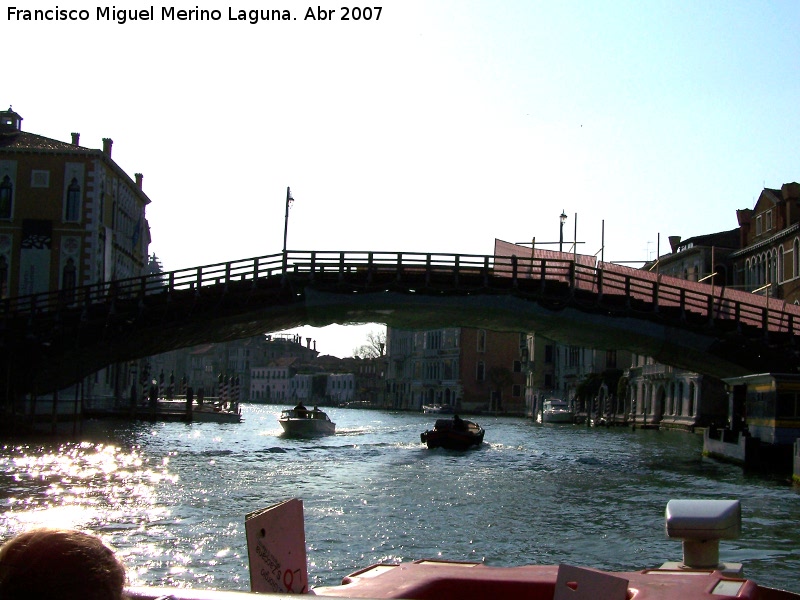 Puente de la Academia - Puente de la Academia. 