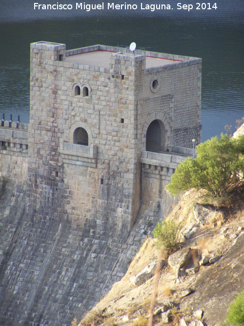 Pantano del Jndula - Pantano del Jndula. Torre