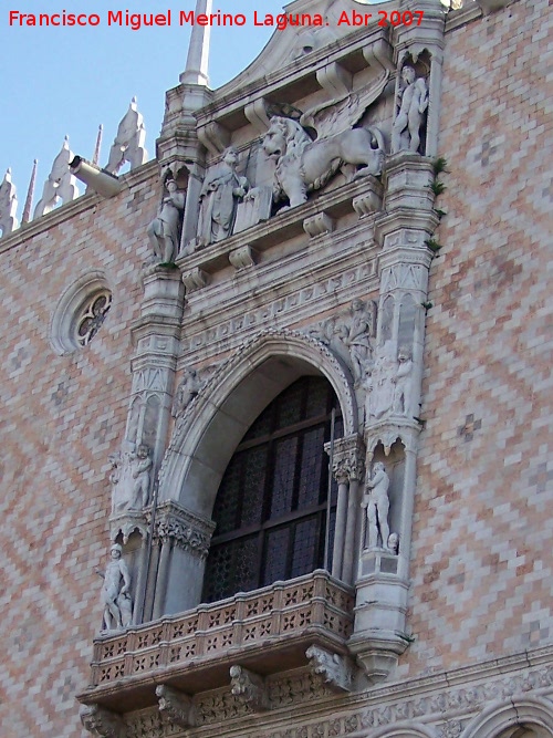 Palacio Ducal - Palacio Ducal. Balcn a la Piazzetta