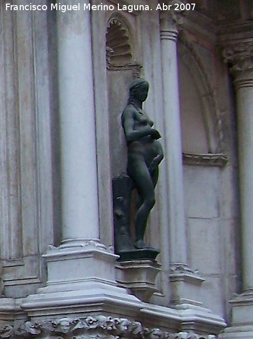 Palacio Ducal - Palacio Ducal. Estatua