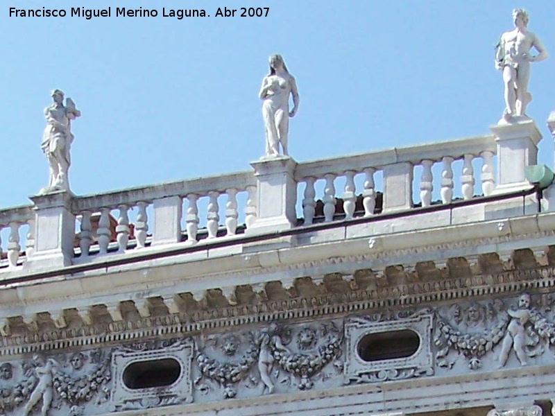 Biblioteca Marciana - Biblioteca Marciana. Estatuas