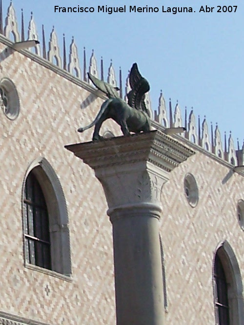 Piazzetta - Piazzetta. Columna derecha