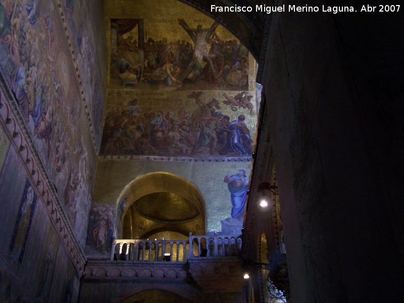 Baslica de San Marcos - Baslica de San Marcos. Interior