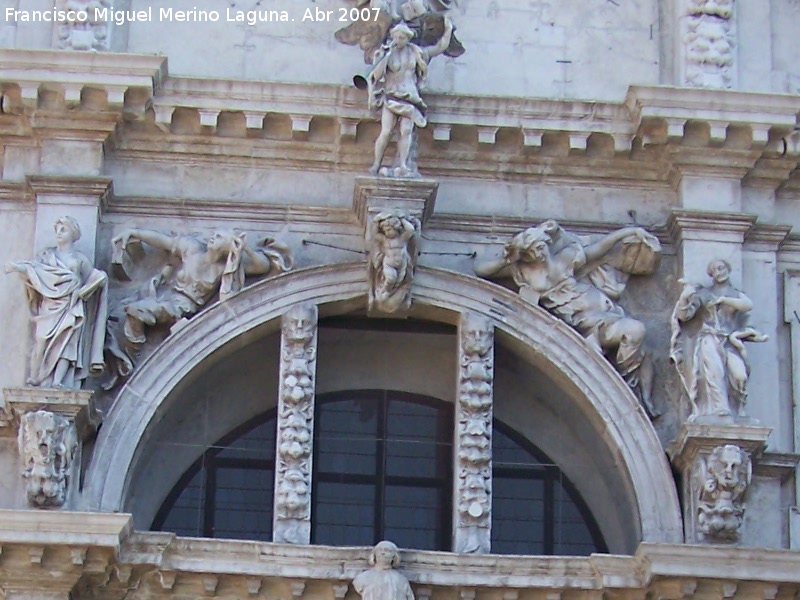 Iglesia de San Mois - Iglesia de San Mois. 