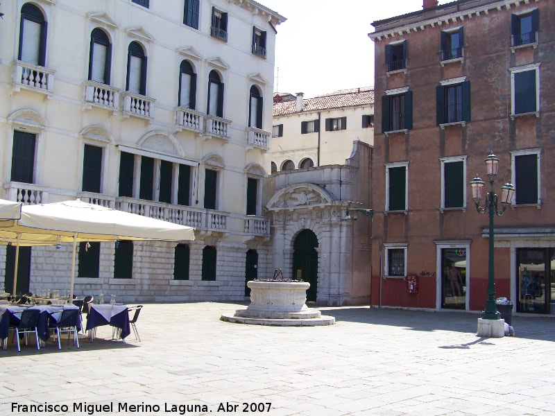 Campo de San Stefano - Campo de San Stefano. Palacio Morosini