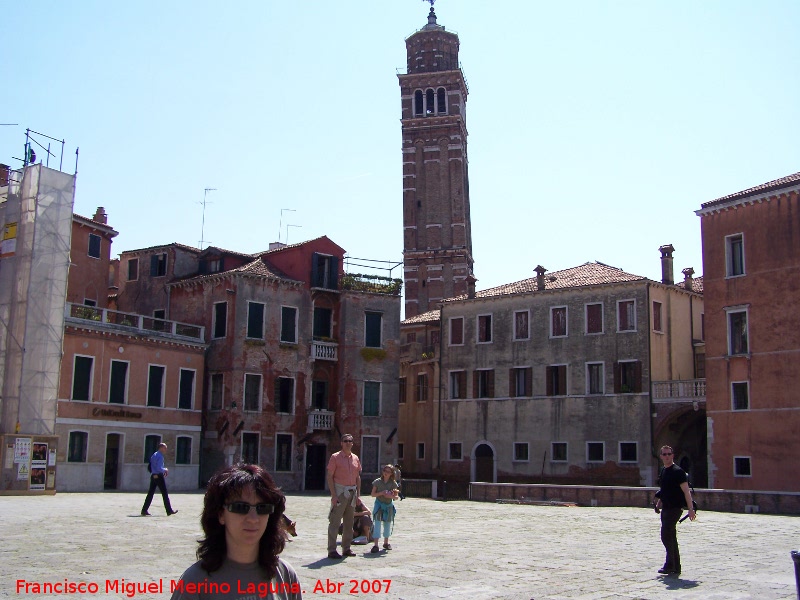 Campo Sant Angelo - Campo Sant Angelo. Con la torre de San Esteban al fondo