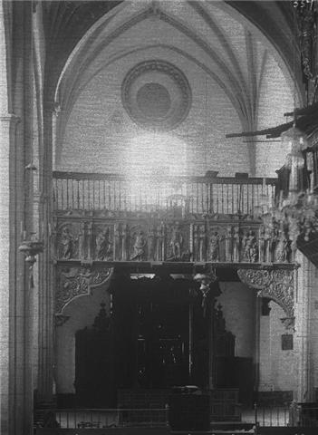 Iglesia de San Miguel - Iglesia de San Miguel. Foto antigua. Destruido en la guerra civil