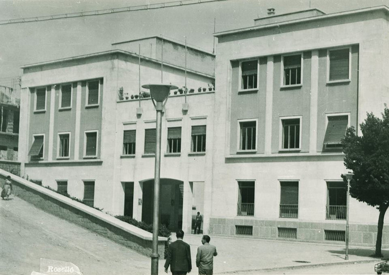 Edificio de la Polica Nacional - Edificio de la Polica Nacional. Foto antigua