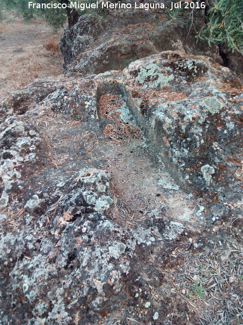 Necrpolis visigoda del Cerro Salido - Necrpolis visigoda del Cerro Salido. Tumbas cercanas a la Cueva Alta de la Sepultura