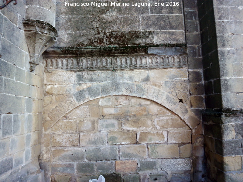 Catedral de Baeza. Fachada Principal - Catedral de Baeza. Fachada Principal. Arco de la ampliacin junto a las Casas Consistorial Altas