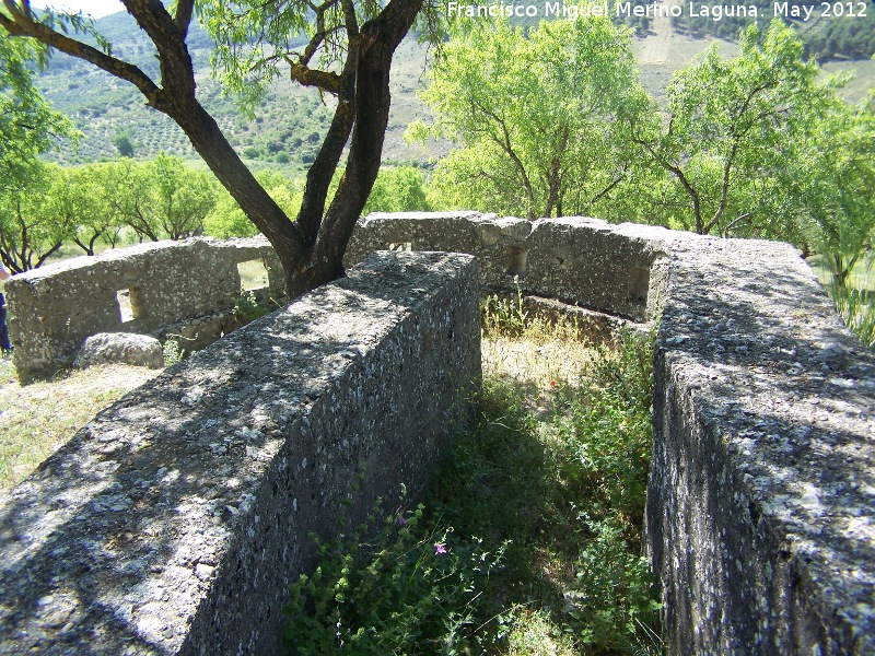 Trincheras de la Guerra Civil - Trincheras de la Guerra Civil. Nido de ametralladoras