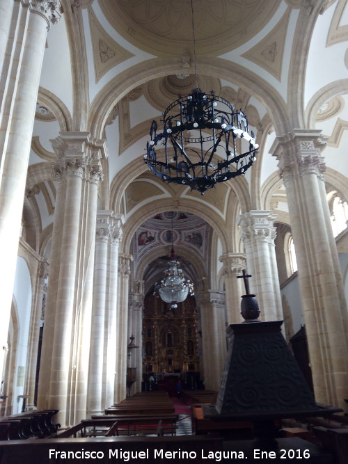 Catedral de Baeza. Interior - Catedral de Baeza. Interior. Nave central