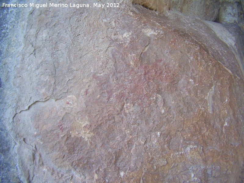 Pinturas rupestres de la Caada de la Corcuela - Pinturas rupestres de la Caada de la Corcuela. Manchas de color rojo de la pared izquierda