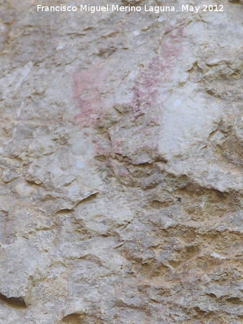 Pinturas rupestres de la Caada de la Corcuela - Pinturas rupestres de la Caada de la Corcuela. Antropomorfo arriba a la derecha