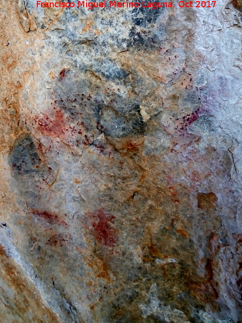 Pinturas rupestres de la Cueva de Limones - Pinturas rupestres de la Cueva de Limones. Restos