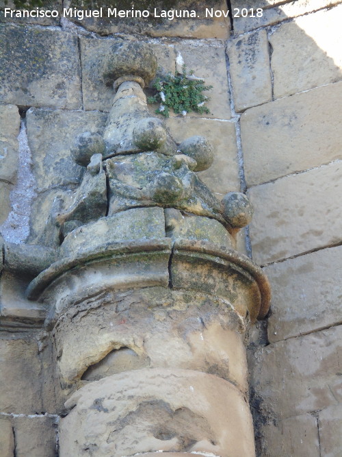 Arco de Villalar y Puerta de Jan - Arco de Villalar y Puerta de Jan. Coronacin de Columna