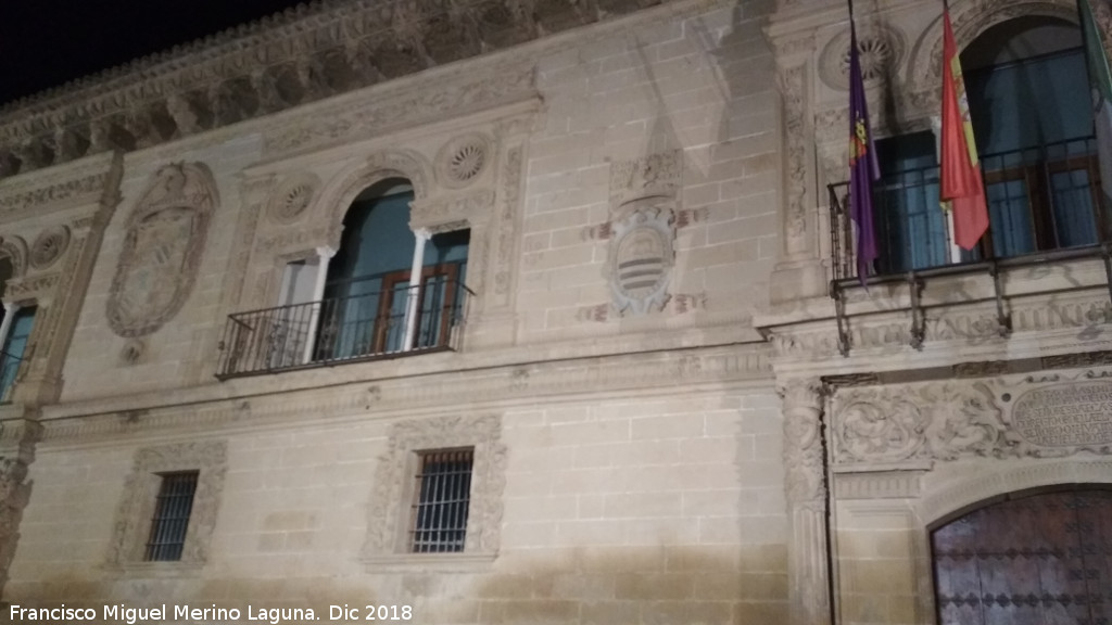 Ayuntamiento de Baeza - Ayuntamiento de Baeza. De noche