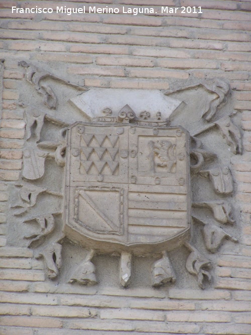 Palacio del Conde de Mejorada - Palacio del Conde de Mejorada. Escudo derecho