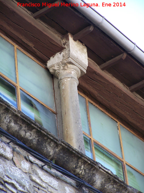 Casa de Los Galeote - Casa de Los Galeote. Columna de la galera alta