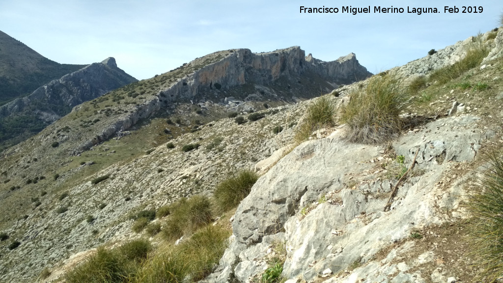 La Mella - La Mella. Desde la ladera sur de La Pea