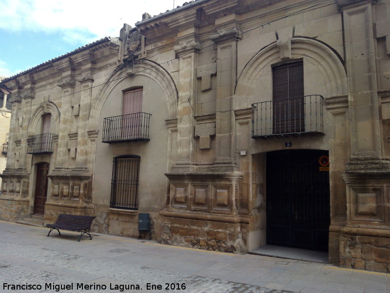 Colegio de Santiago de La Compaa de Jess - Colegio de Santiago de La Compaa de Jess. Lateral