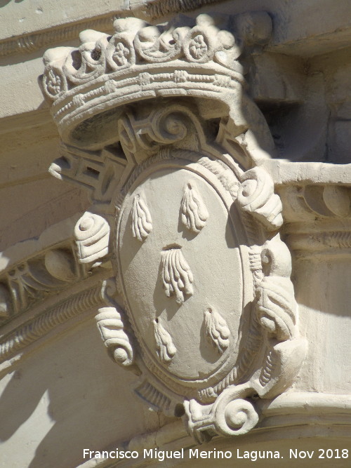 Convento de San Francisco - Convento de San Francisco. Escudo de las Cinco Llagas