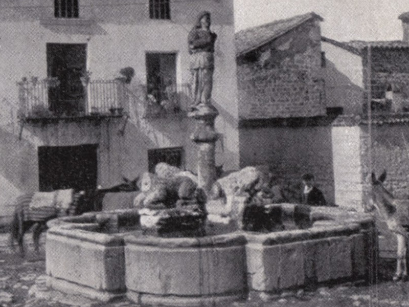 Fuente de los Leones - Fuente de los Leones. Plaza Ppulo Portfolio Fotogrfico de Espaa. Provincia de Jan. Casa Editorial Alberto Martn. 1911