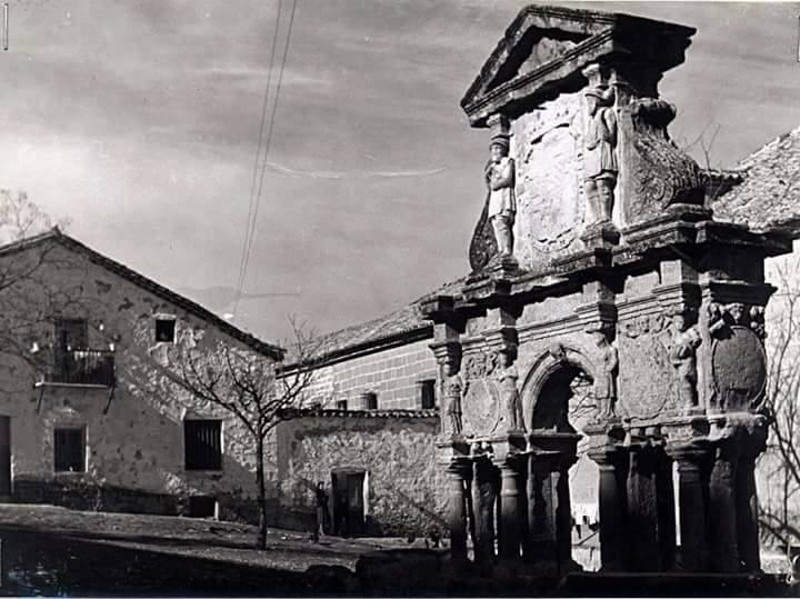 Fuente de Santa Mara - Fuente de Santa Mara. Foto antigua