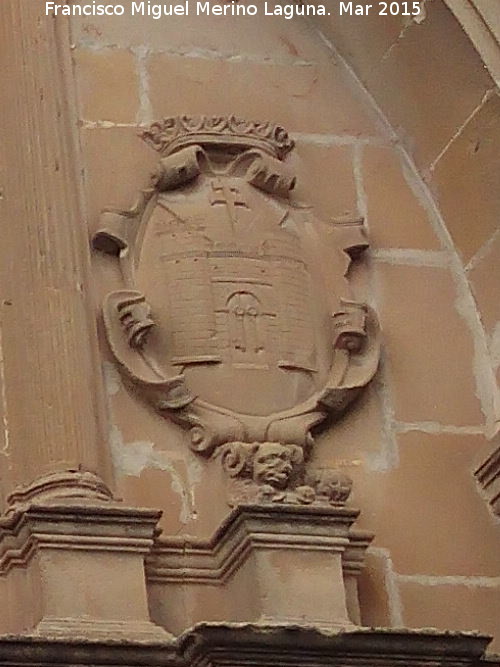 Hospital de la Inmaculada Concepcin - Hospital de la Inmaculada Concepcin. Escudo derecho de Baeza